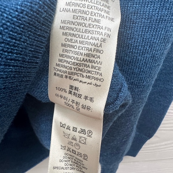 Burberry Brit Men's Sweater - Picture 8 of 9